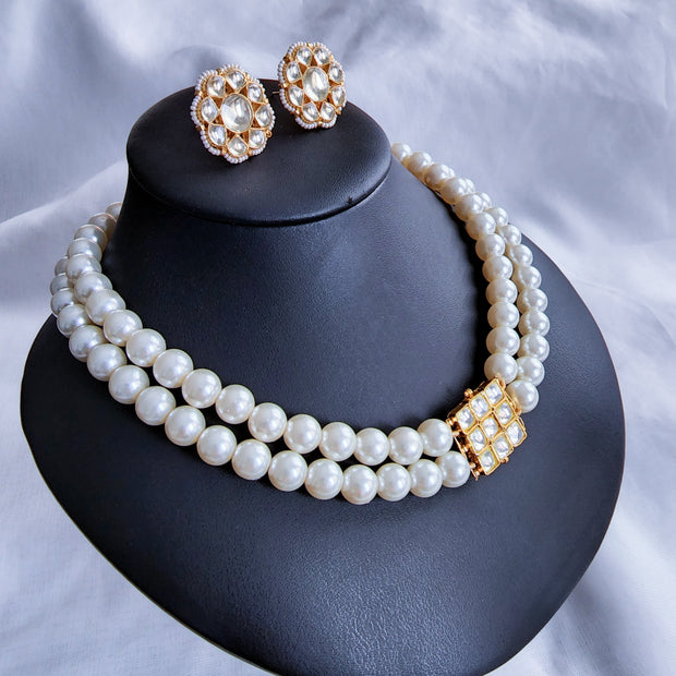 Kundan and Pearls